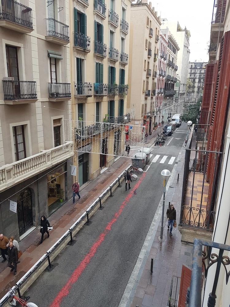 Bcn Urbaness Bonavista Guest house