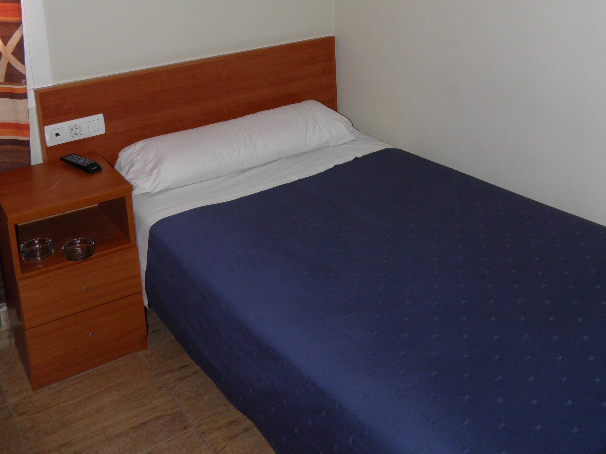 Bcn Urbaness Bonavista Guest house 2*